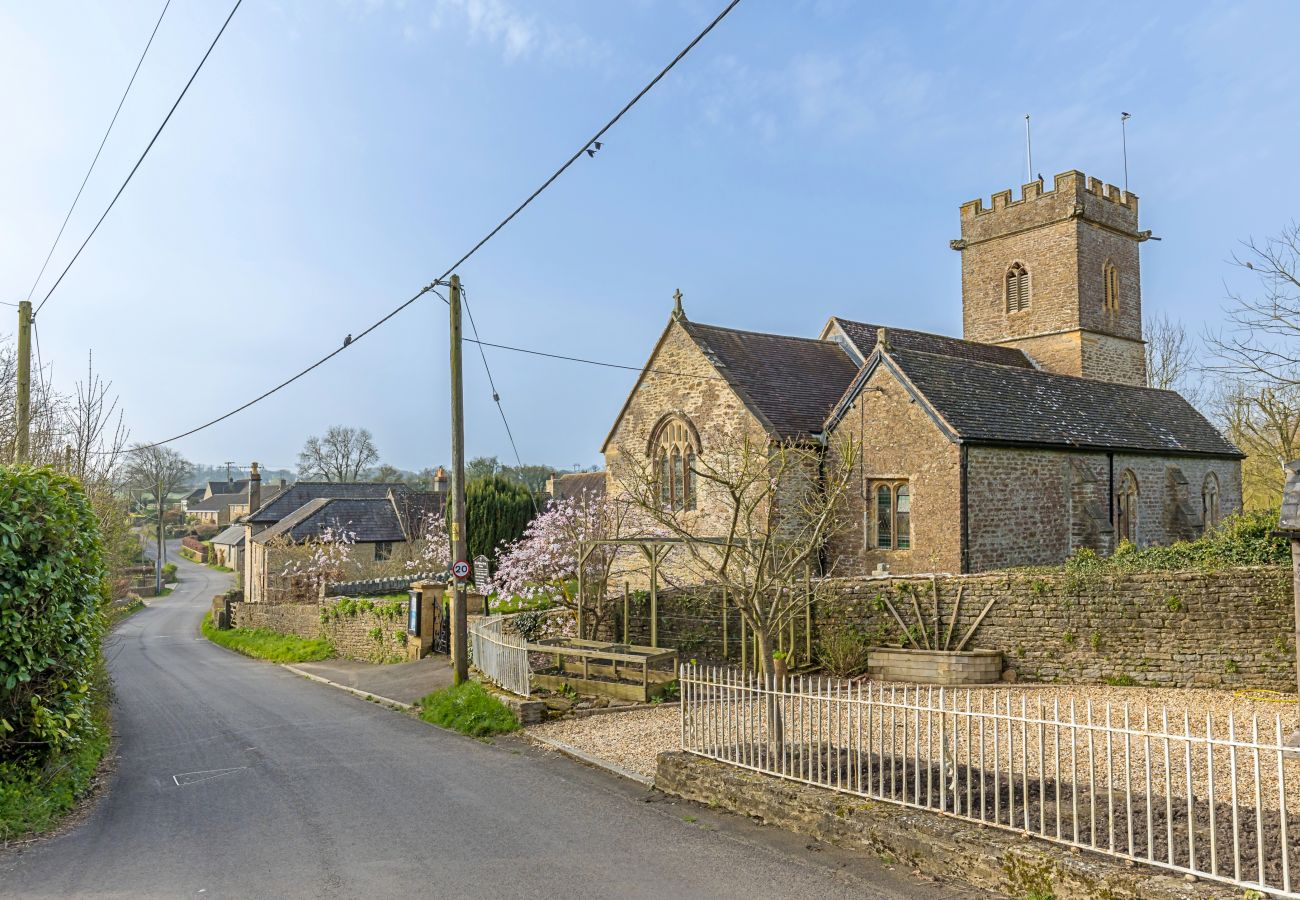 Landhaus in North Cheriton - Fives Court Cottage