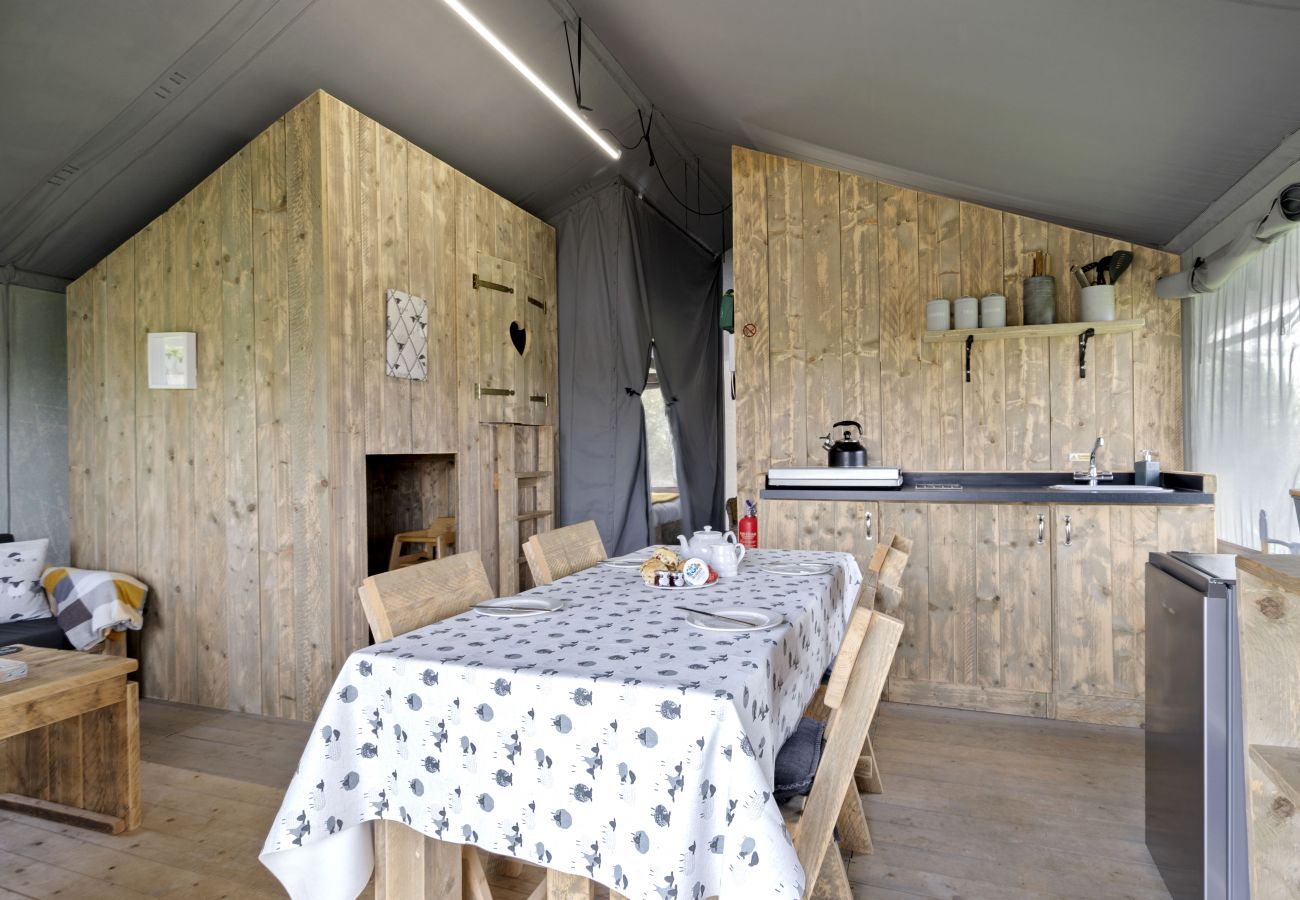 Chalet in Hertford - The Herdwick Safari Tent