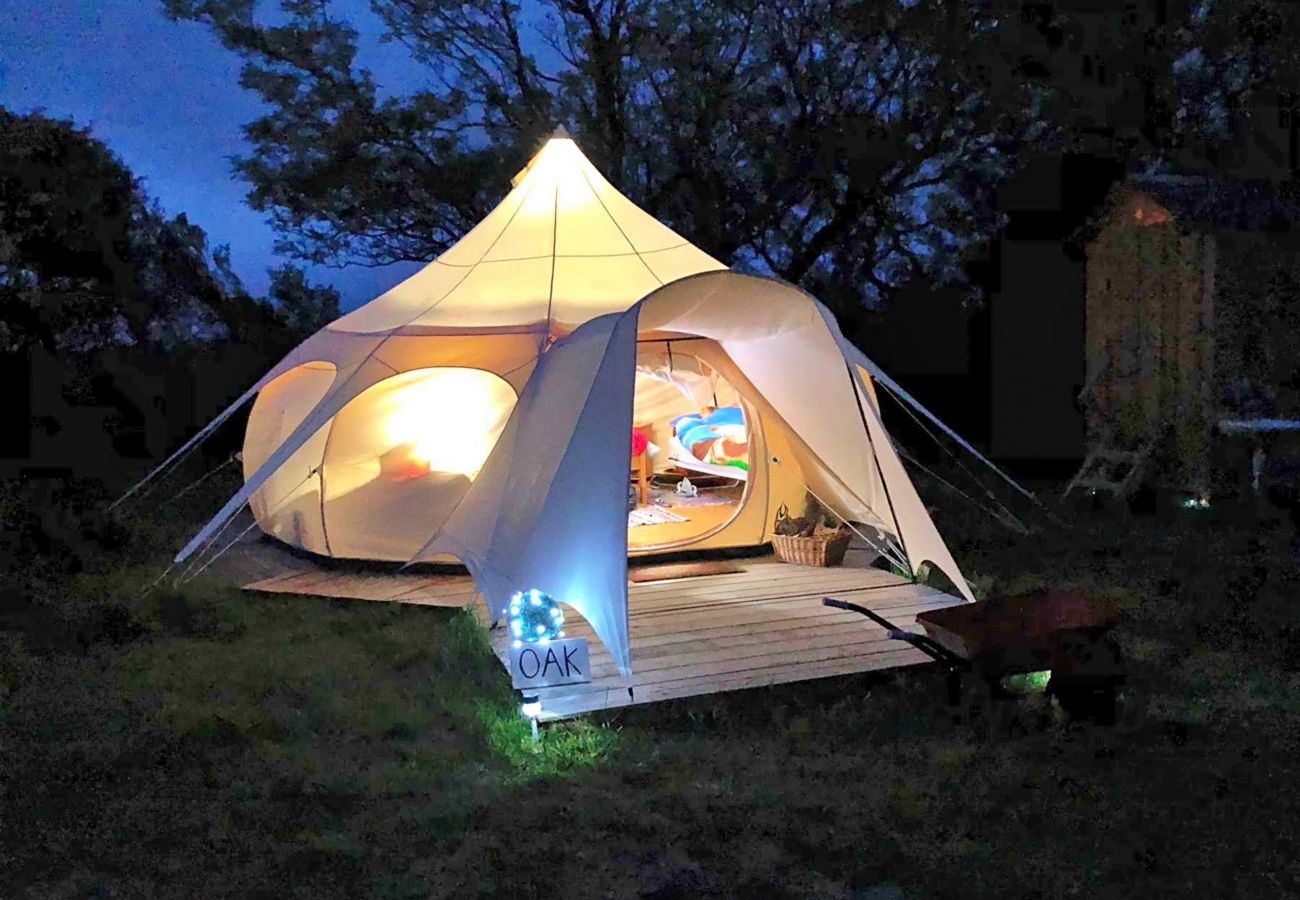 Chalet in Ilfracombe - Oak Lotus Belle Tent