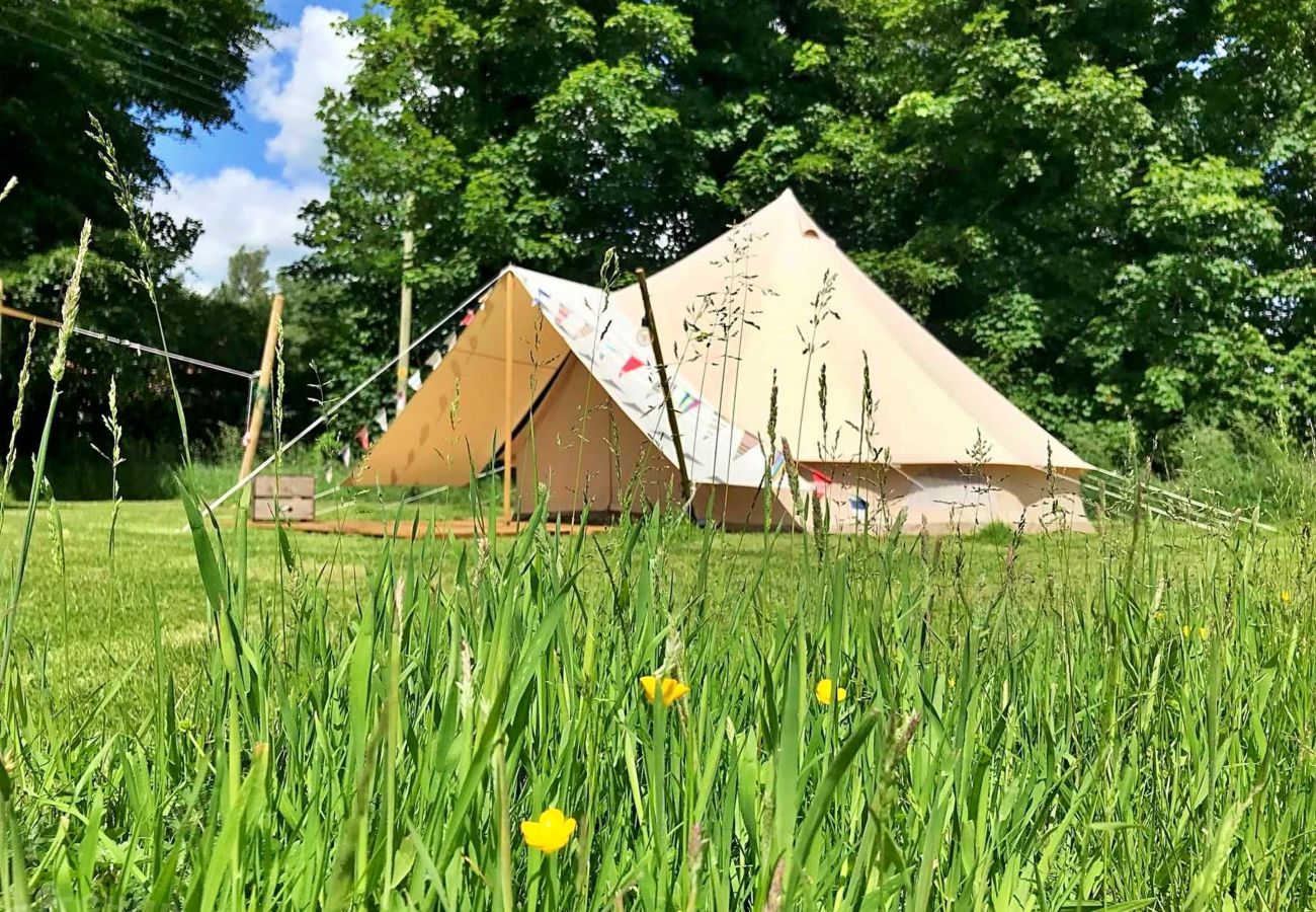 Chalet in Swannington - Iris Bell Tent