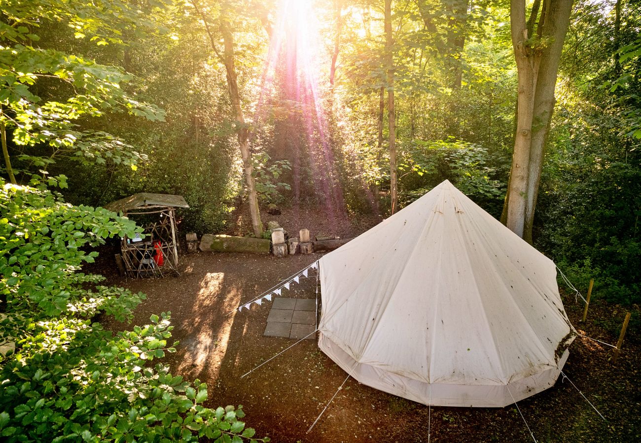 Chalet in Woolton Hill - Moroccan Bell Tent