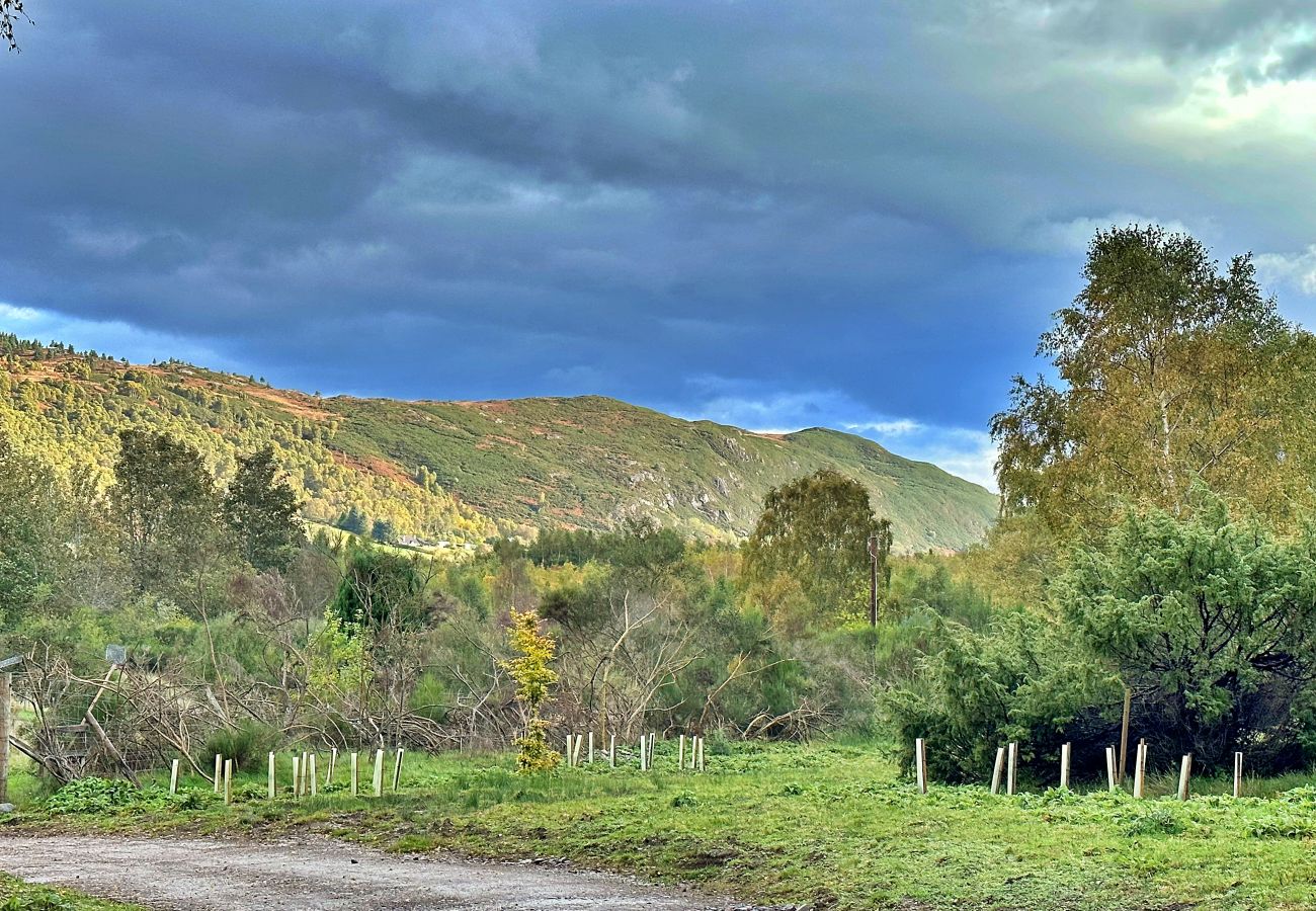 Chalet in Kiltarlity - Cosagach Falls Cabin