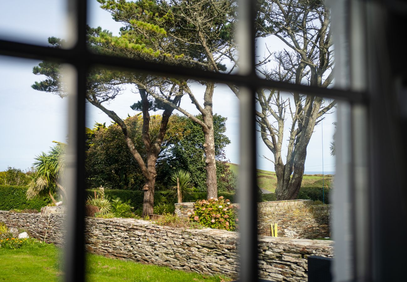 Landhaus in Bossiney - Garden Coombe