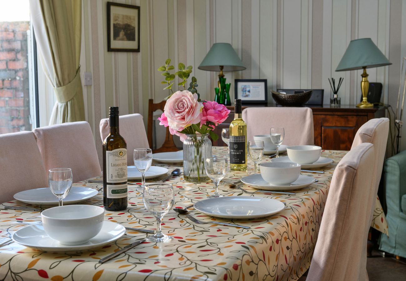 Landhaus in Tremadog - Awelon