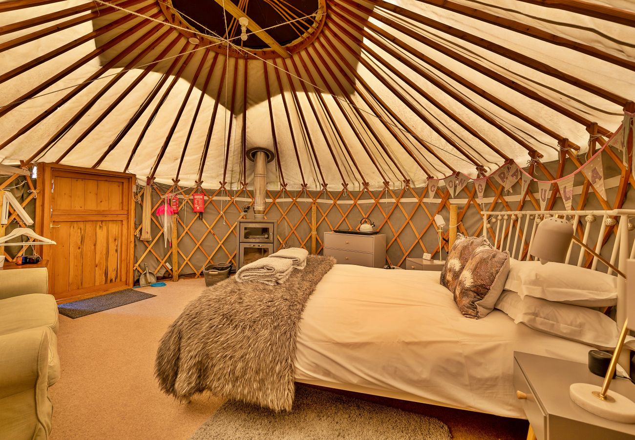 Chalet in Auchterarder - Heather Yurt