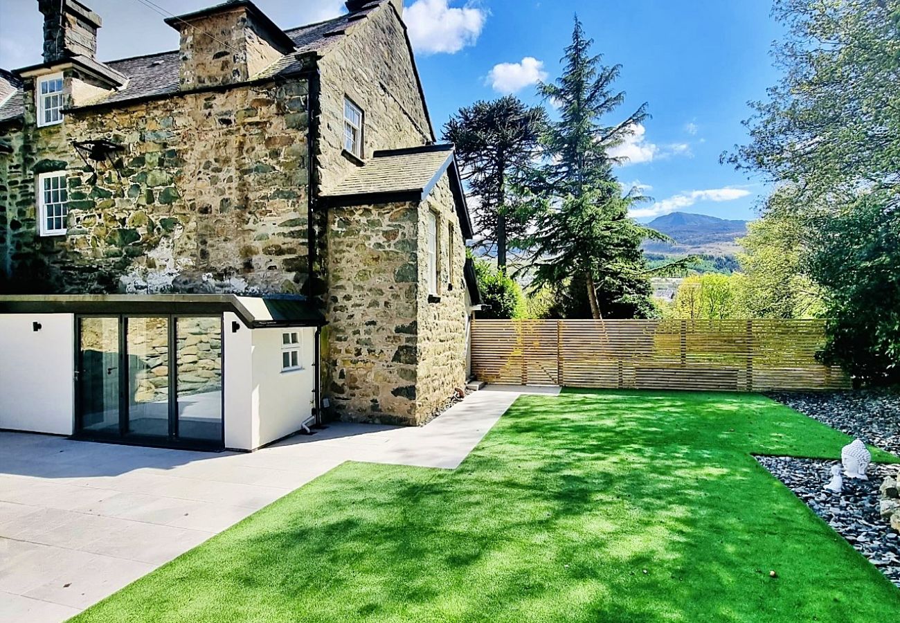 Ferienhaus in Dolgellau - Snowdonia Manor (Y Llwyn Manor)