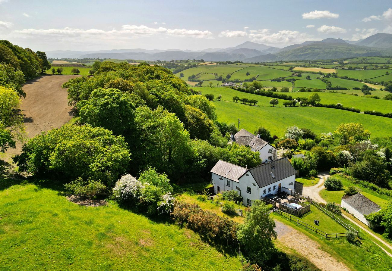 Landhaus in Eglwysbach - Red Kites Retreat