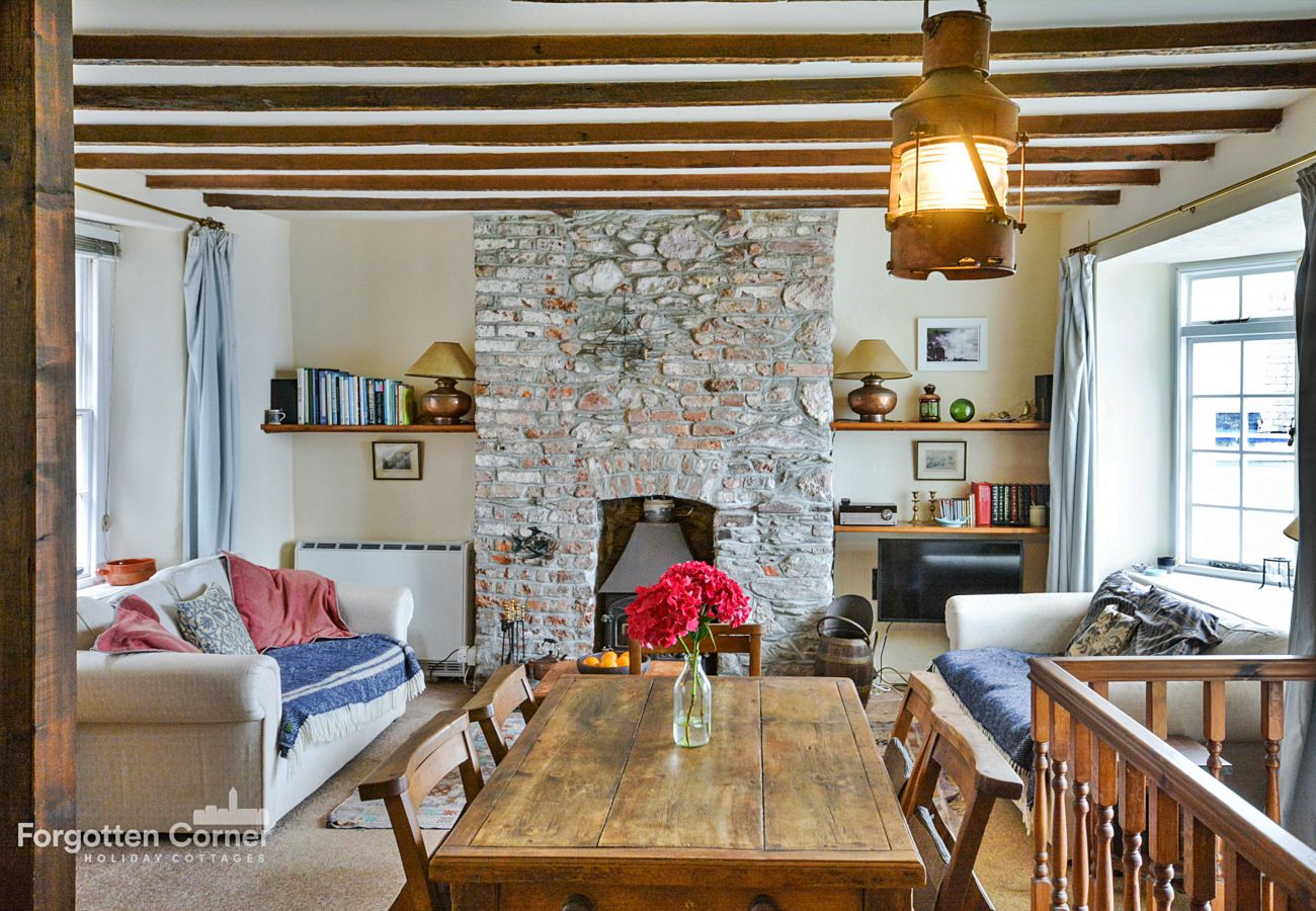 Landhaus in Cawsand - April Cottage, Cawsand