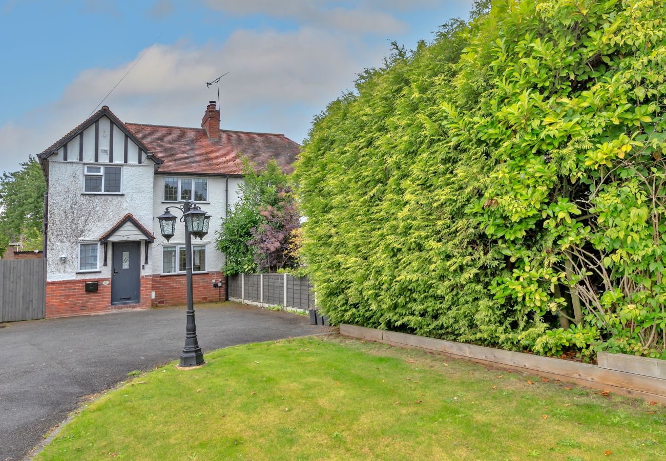 Ferienhaus in Solihull - DeBarnes House