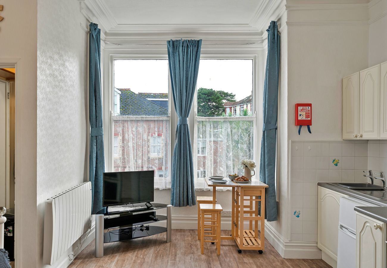 Studio in Paignton - Atherfield Apartments No. 7  - Sunny Side