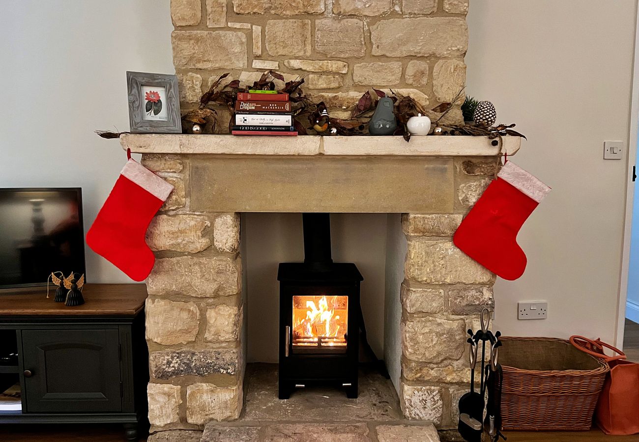 Landhaus in Leonard Stanley - Yew Tree Cottage