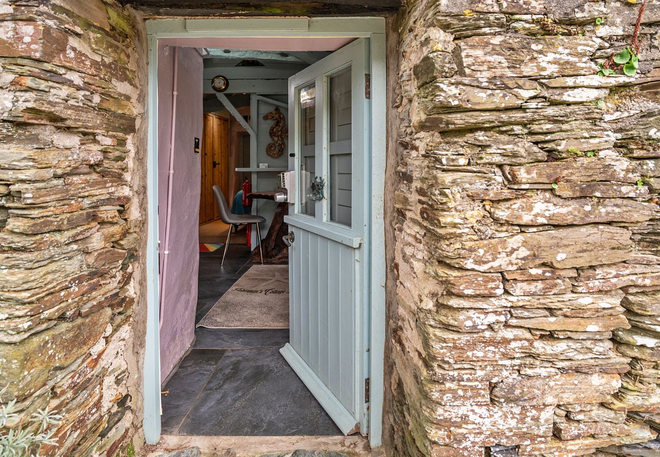 Landhaus in Bossiney - Fisherman's Cottage