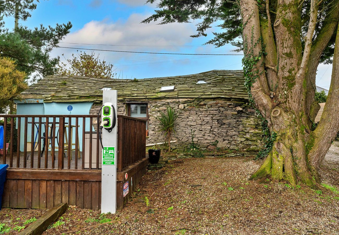 Landhaus in Bossiney - Fisherman's Cottage