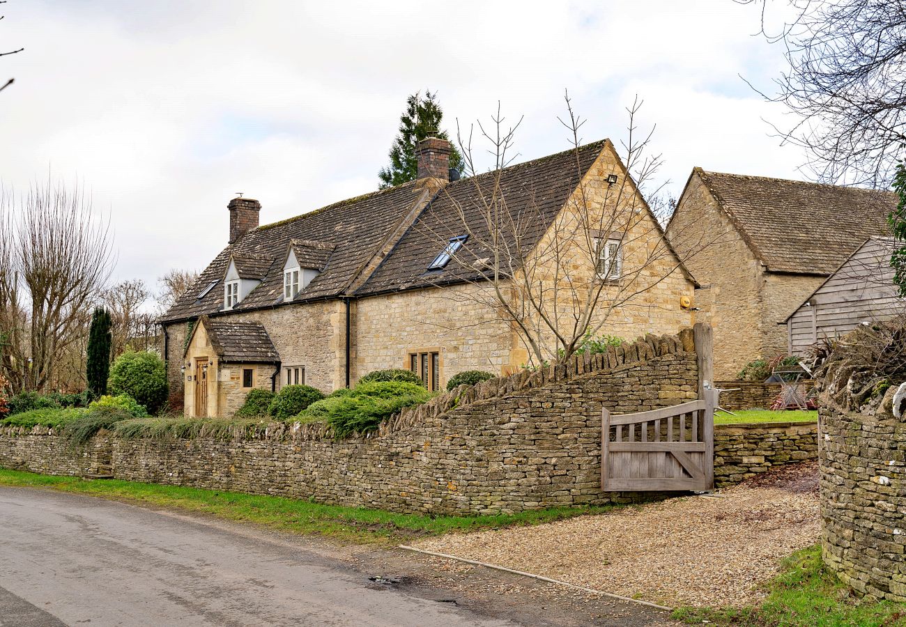 Landhaus in Hawling - The Stables at Lilac Cottage