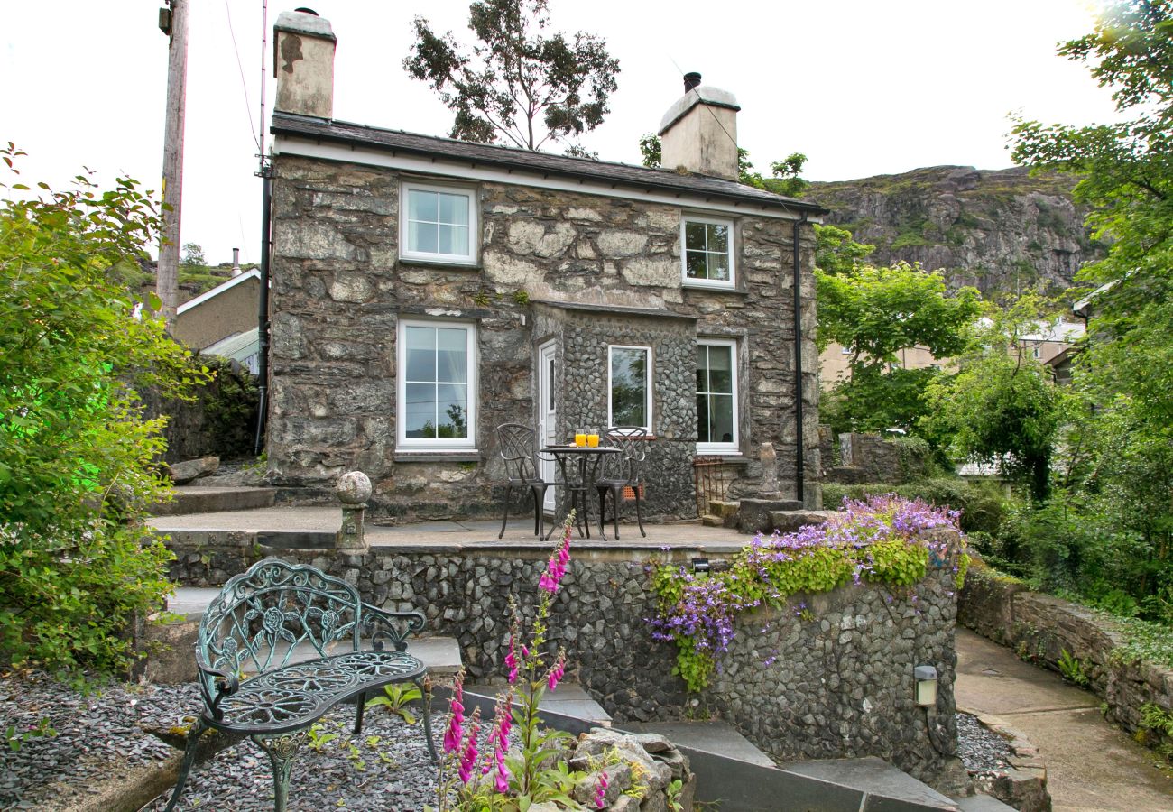 Landhaus in Blaenau Ffestiniog - Brondderwen