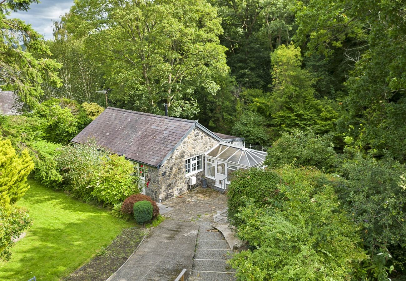 Bungalow in Rowen - Nant Cottage