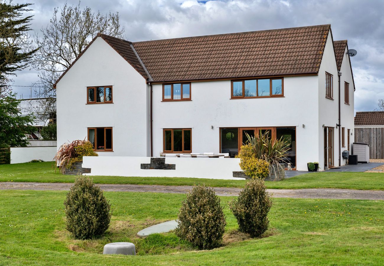 Ferienhaus in Weston-Super-Mare - Stone Bow Farmhouse