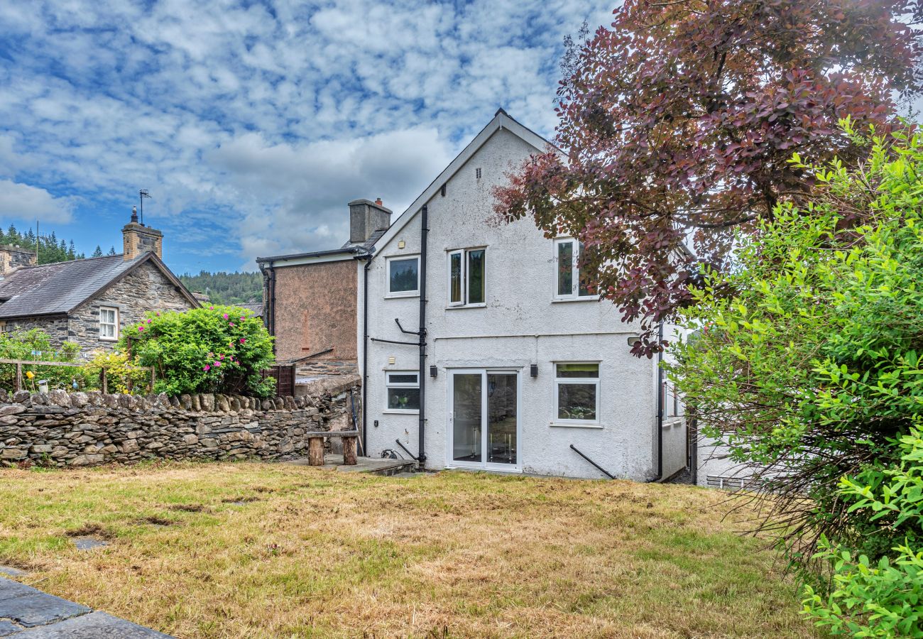 Ferienhaus in Betws-Y-Coed - Blaen Ddol