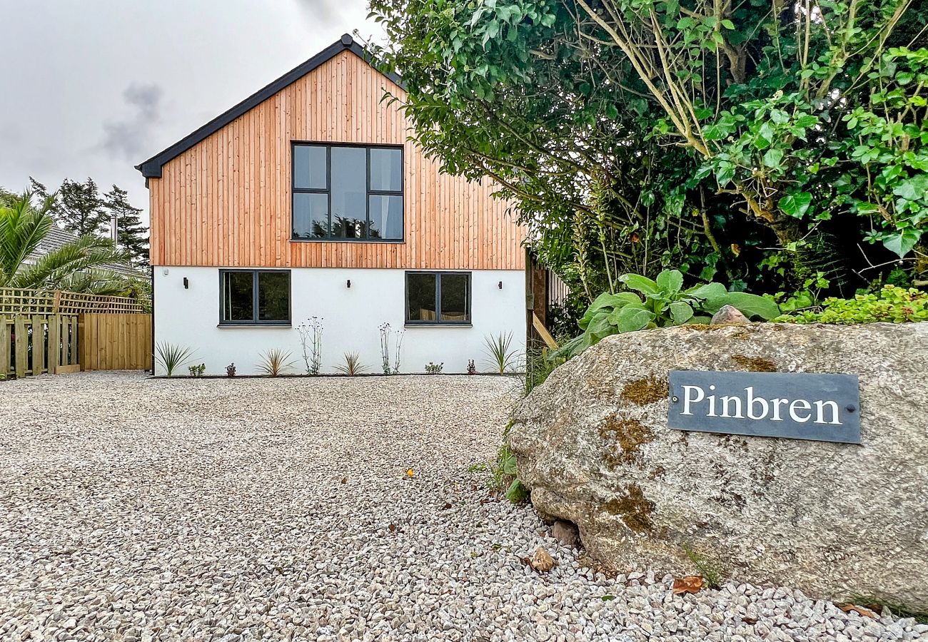 Ferienhaus in Sennen - Pinbren