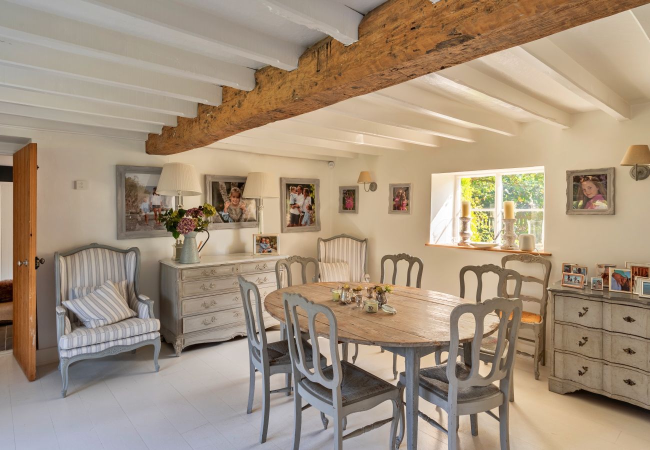 Landhaus in Long Compton - School Cottage