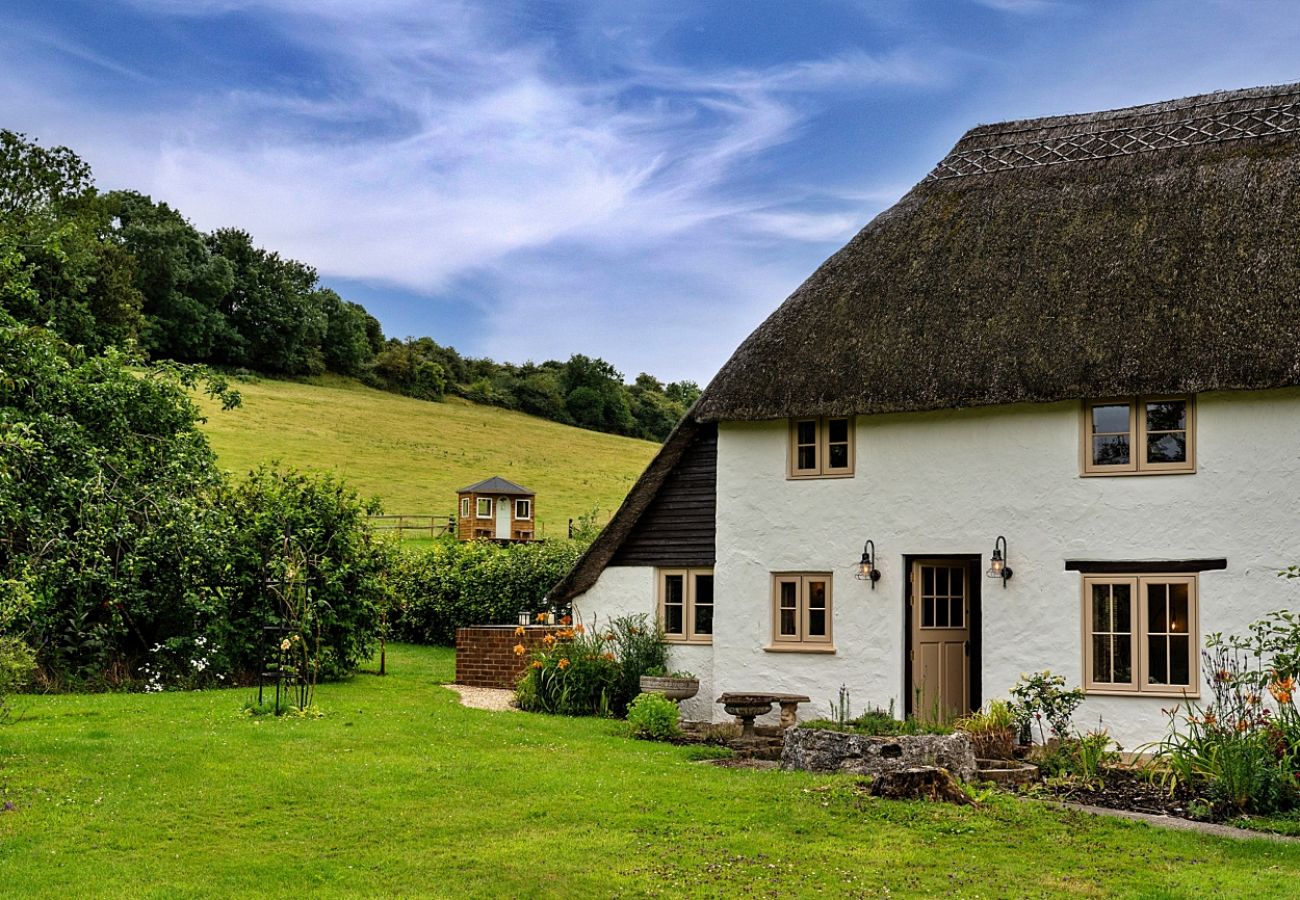 Landhaus in Winterborne Houghton - The Thatch at Winterborne Houghton