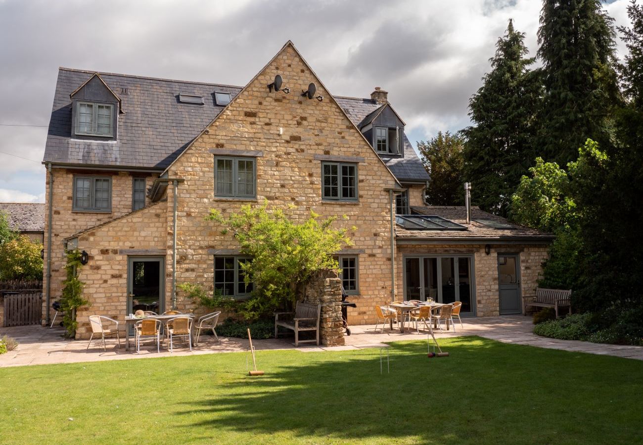 Landhaus in Kingham - Ryeworth Cottage