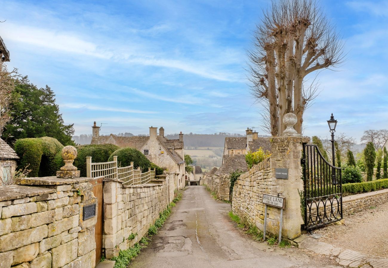 Landhaus in Painswick - Courtside Cottage