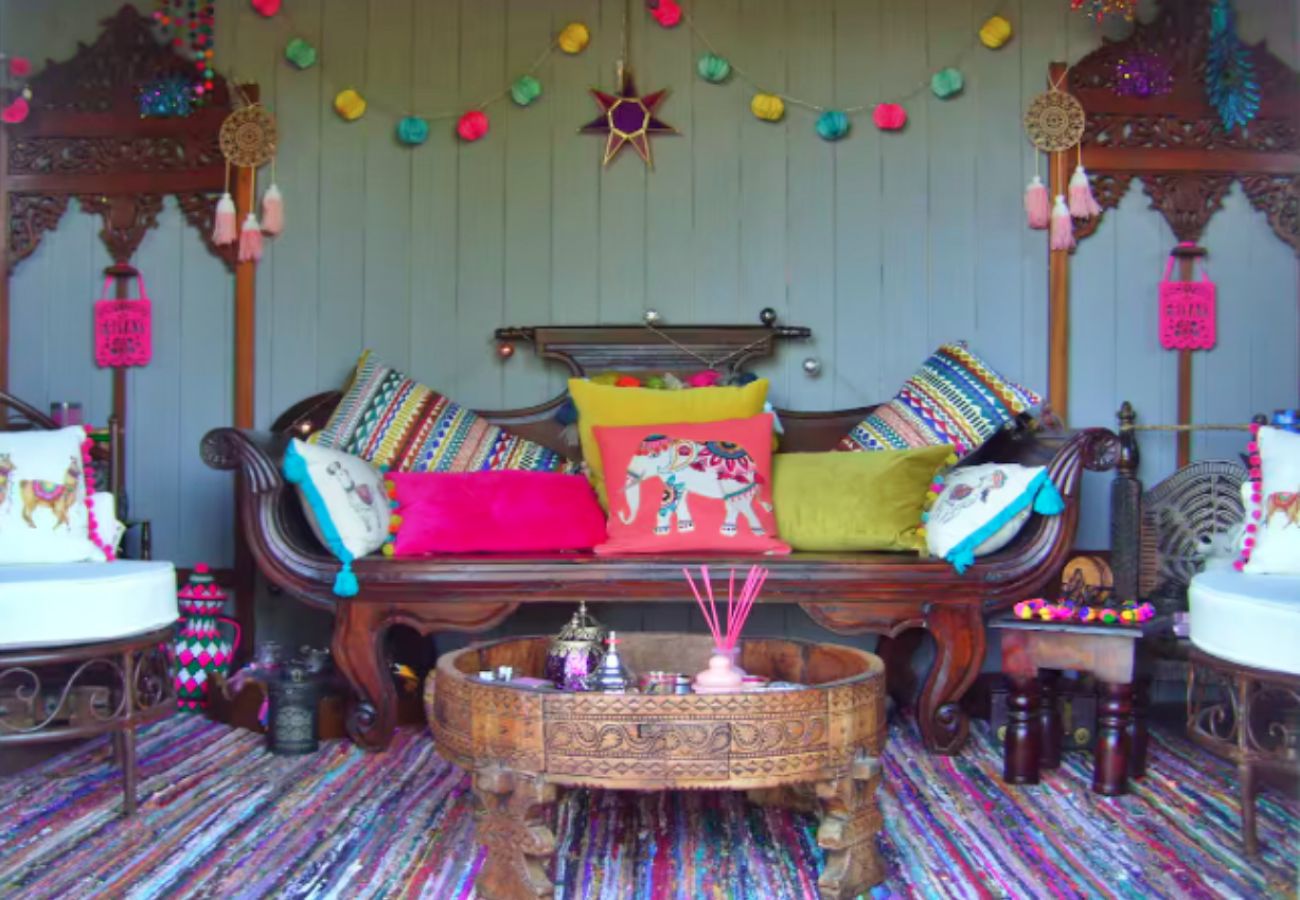 Chalet in Romsey - Shepherd's Hut at Hilltop Farm