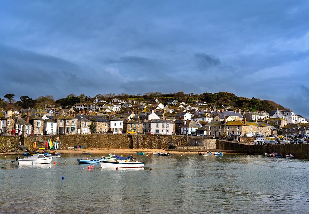 Cottage in Mousehole - Cosy Mousehole Cottage with Sea Views