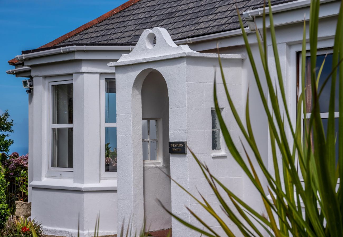 Cottage in Pendeen - Western Watch