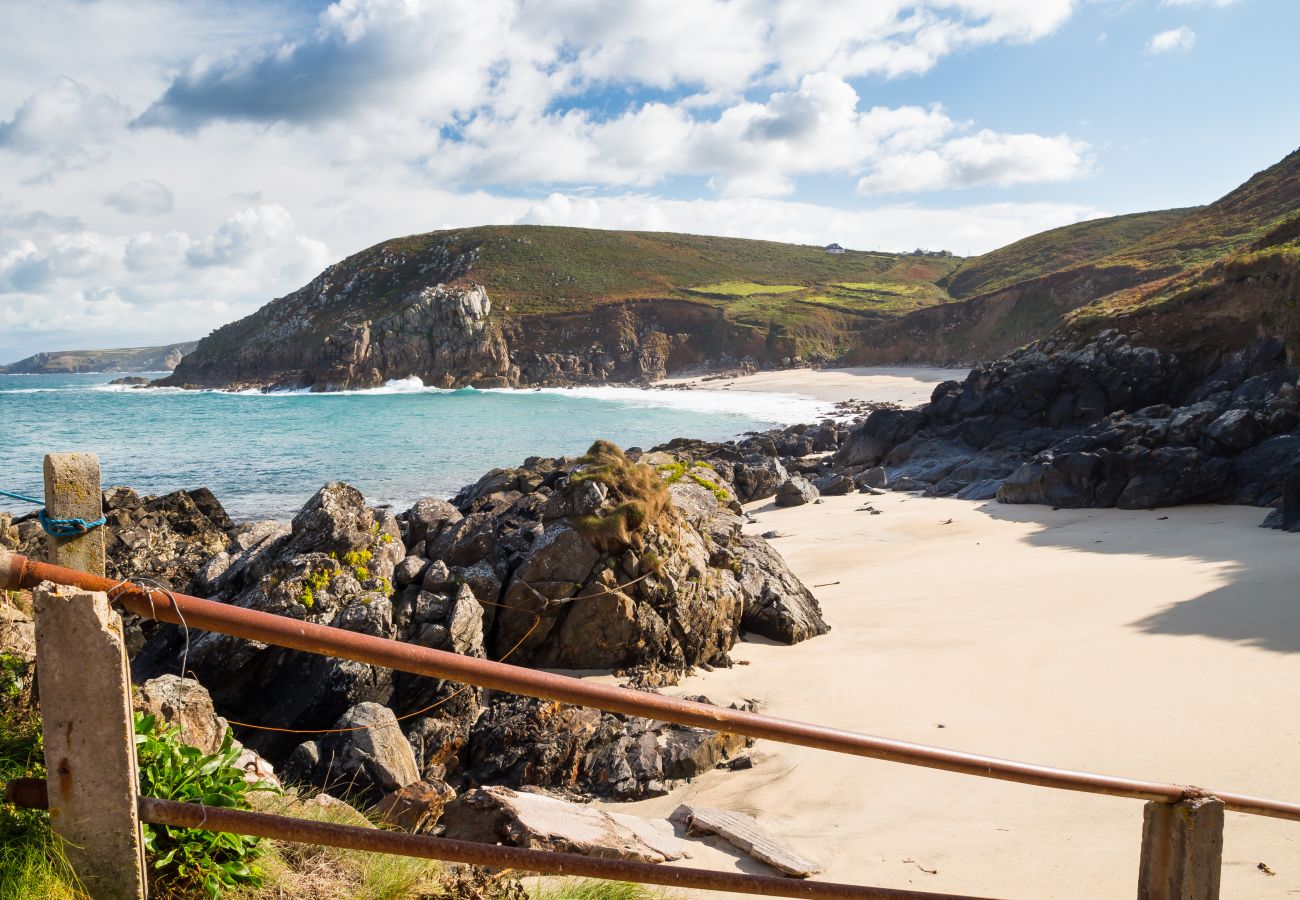 Cottage in Pendeen - Western Watch