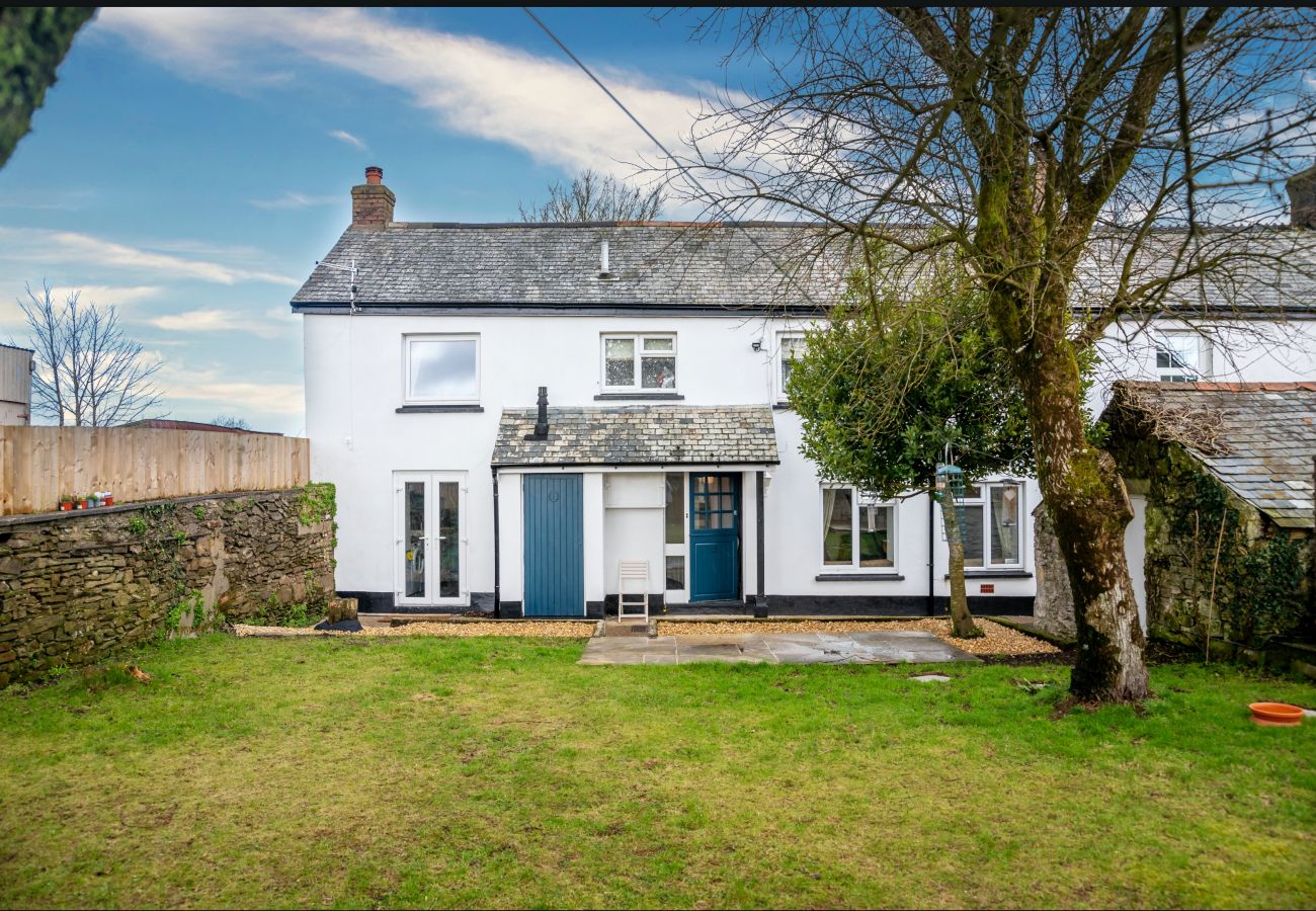 Cottage in West Buckland - Court Cottage