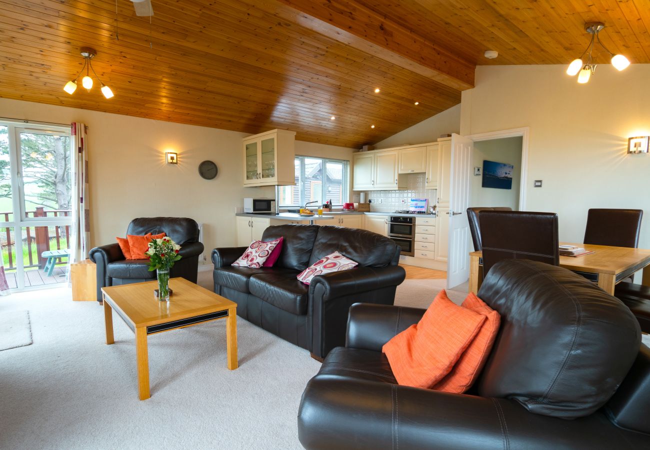 Chalet in Torpoint - Whitsand Bay Lodge