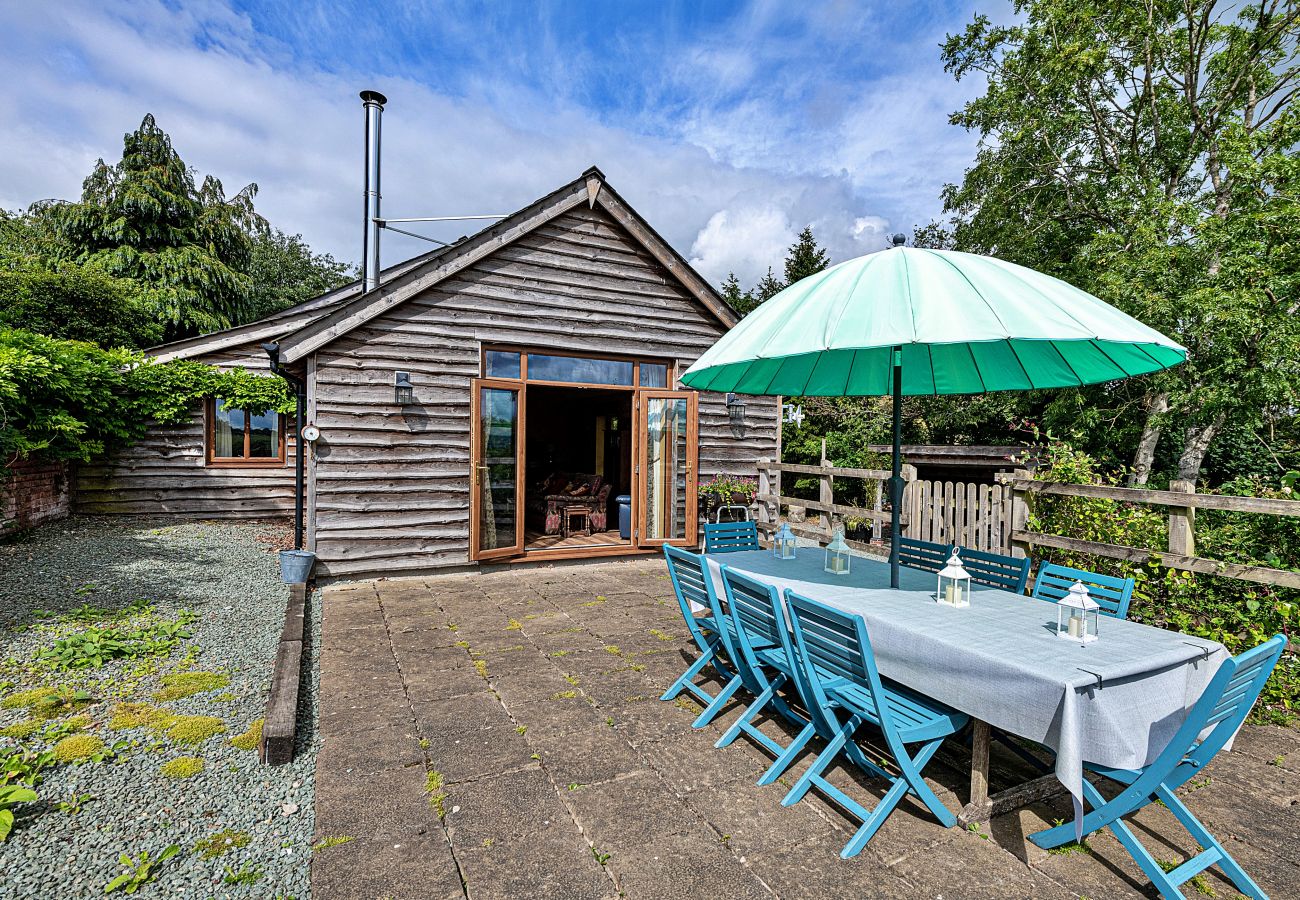 Cottage in Church Stoke - The Dairyhouse