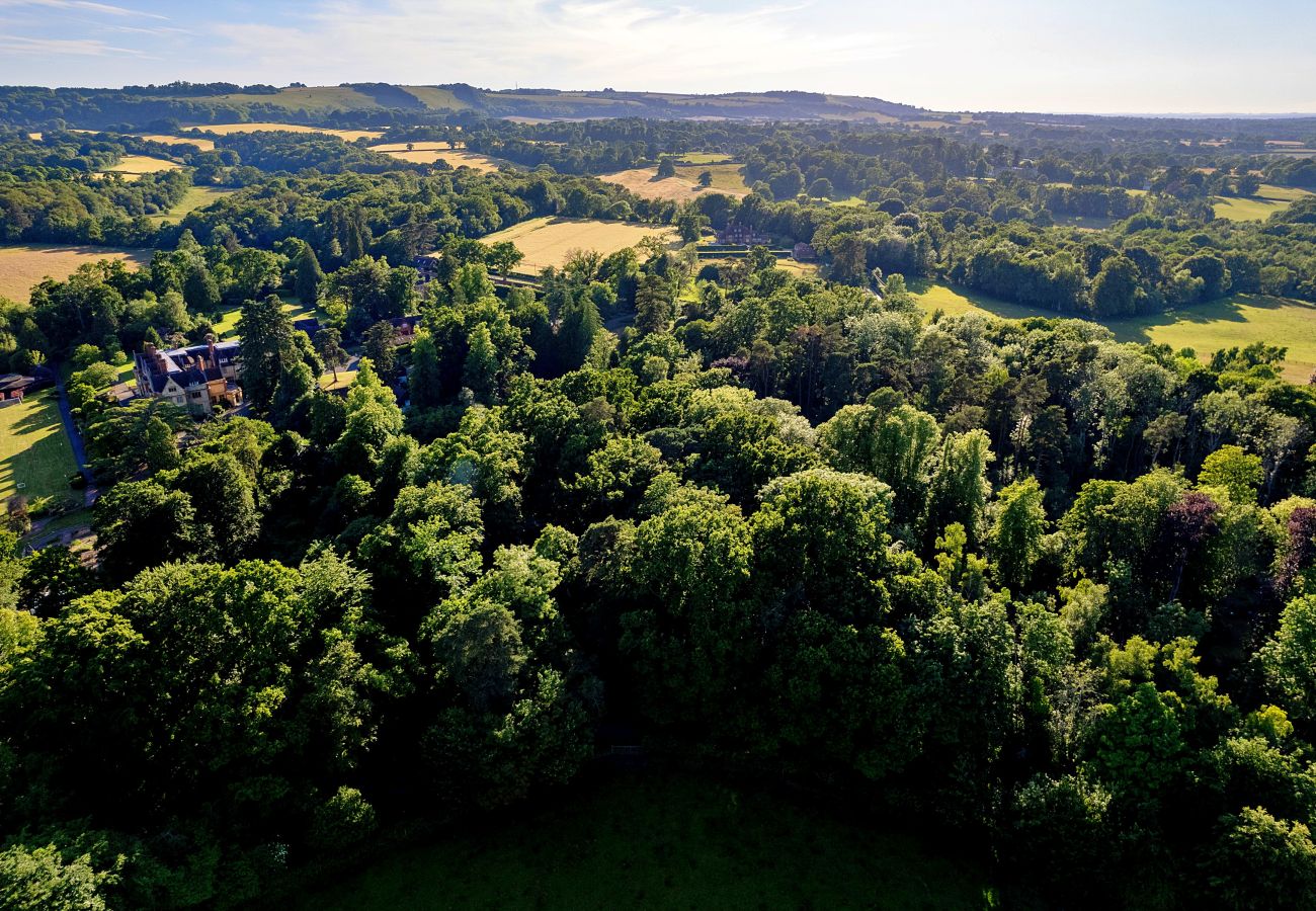 Chalet in Woolton Hill - Daisy Glamping Pod