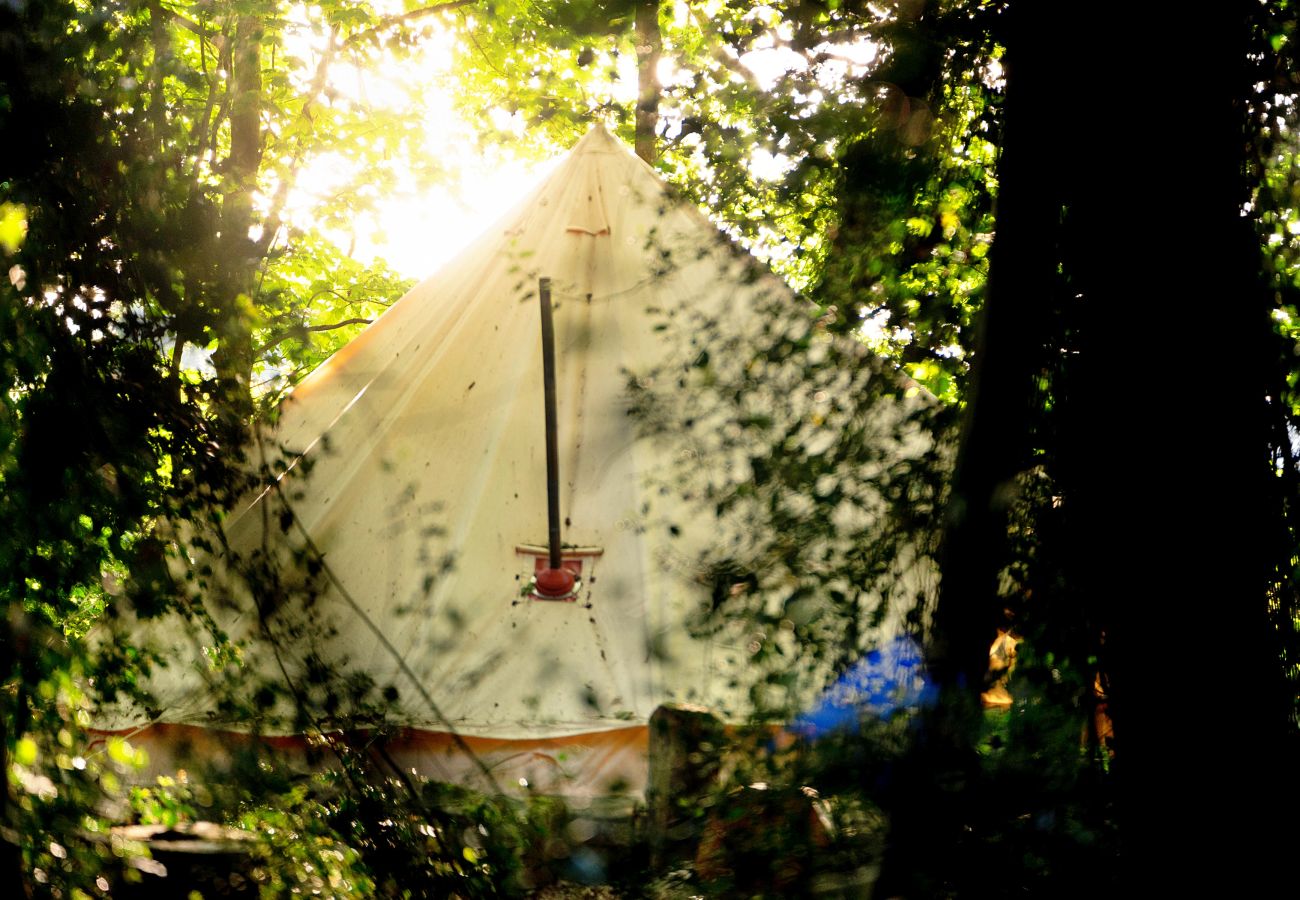 Chalet in Woolton Hill - Moroccan Bell Tent