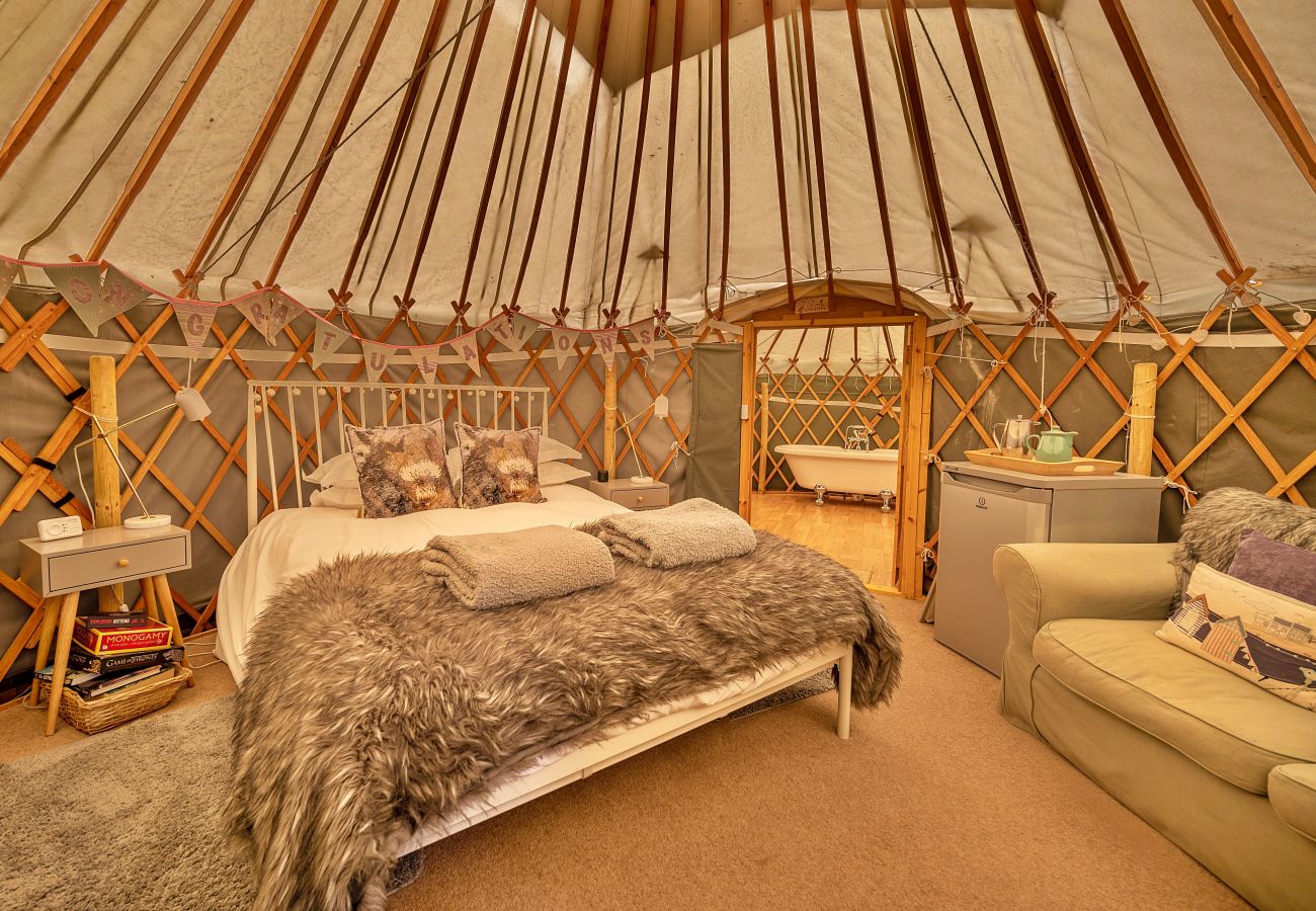 Chalet in Auchterarder - Heather Yurt