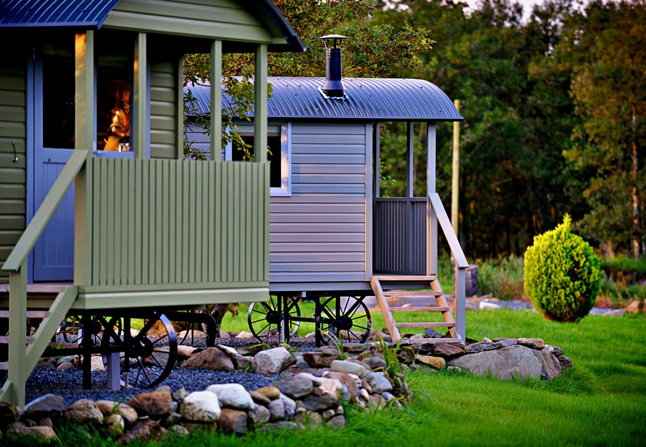 Chalet in Pwllheli - 'Elen' Gypsy Hut