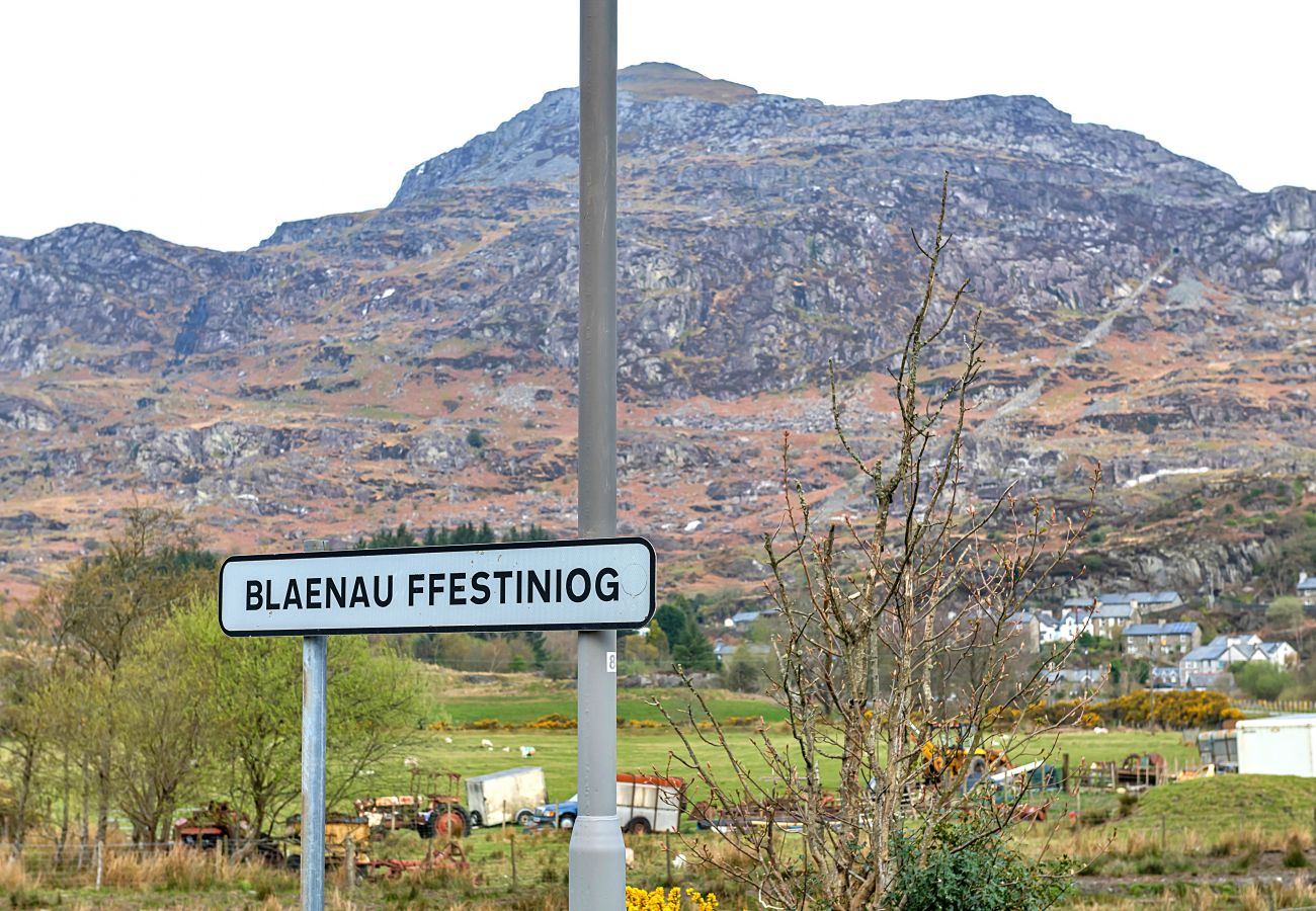 Huis in Blaenau Ffestiniog - Maes Neuadd