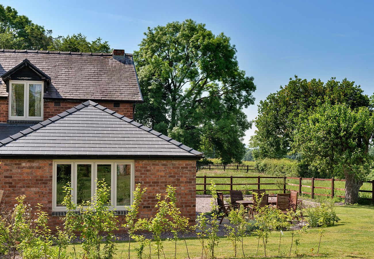 Cottage in Shrawardine - Fox and Hare