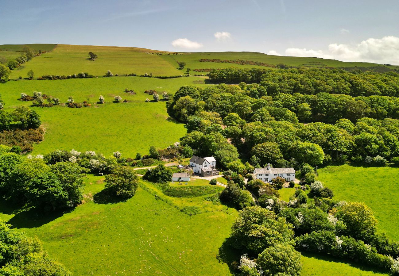 Cottage in Eglwysbach - Red Kites Retreat