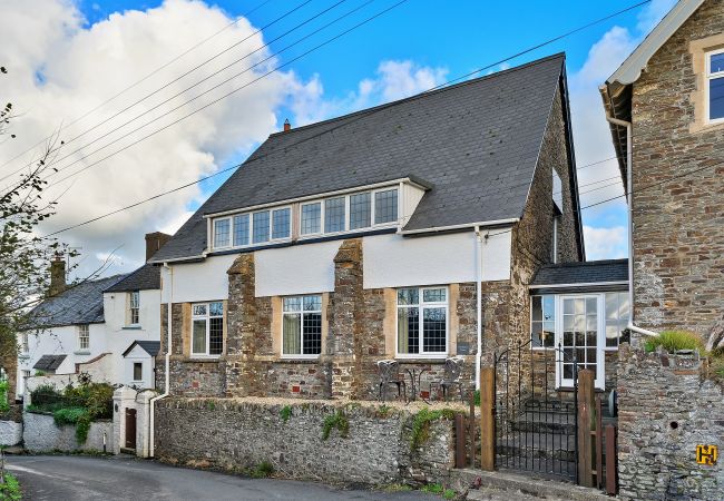  in Instow - The Old School House