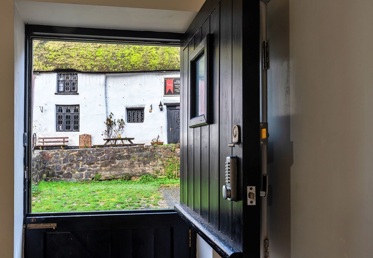 Cottage in Trusham - The Lodge at The Cridford Inn