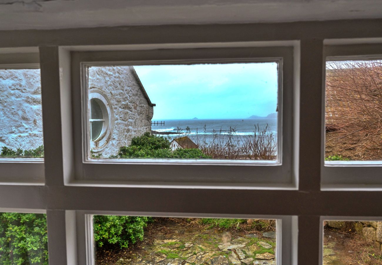 Cottage in Sennen - Lewcott