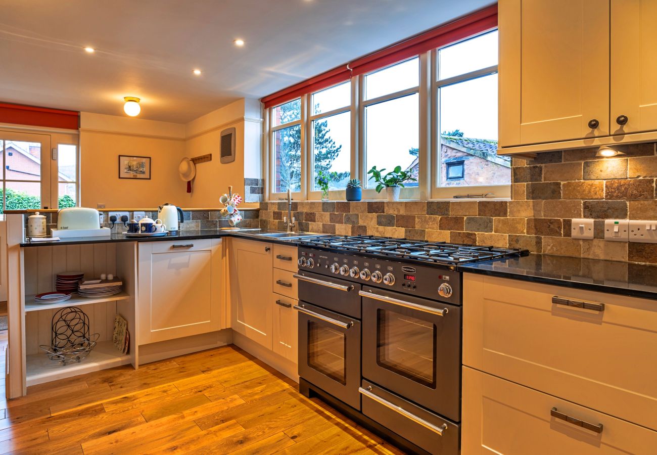 Cottage in Minehead - Lower School Cottages