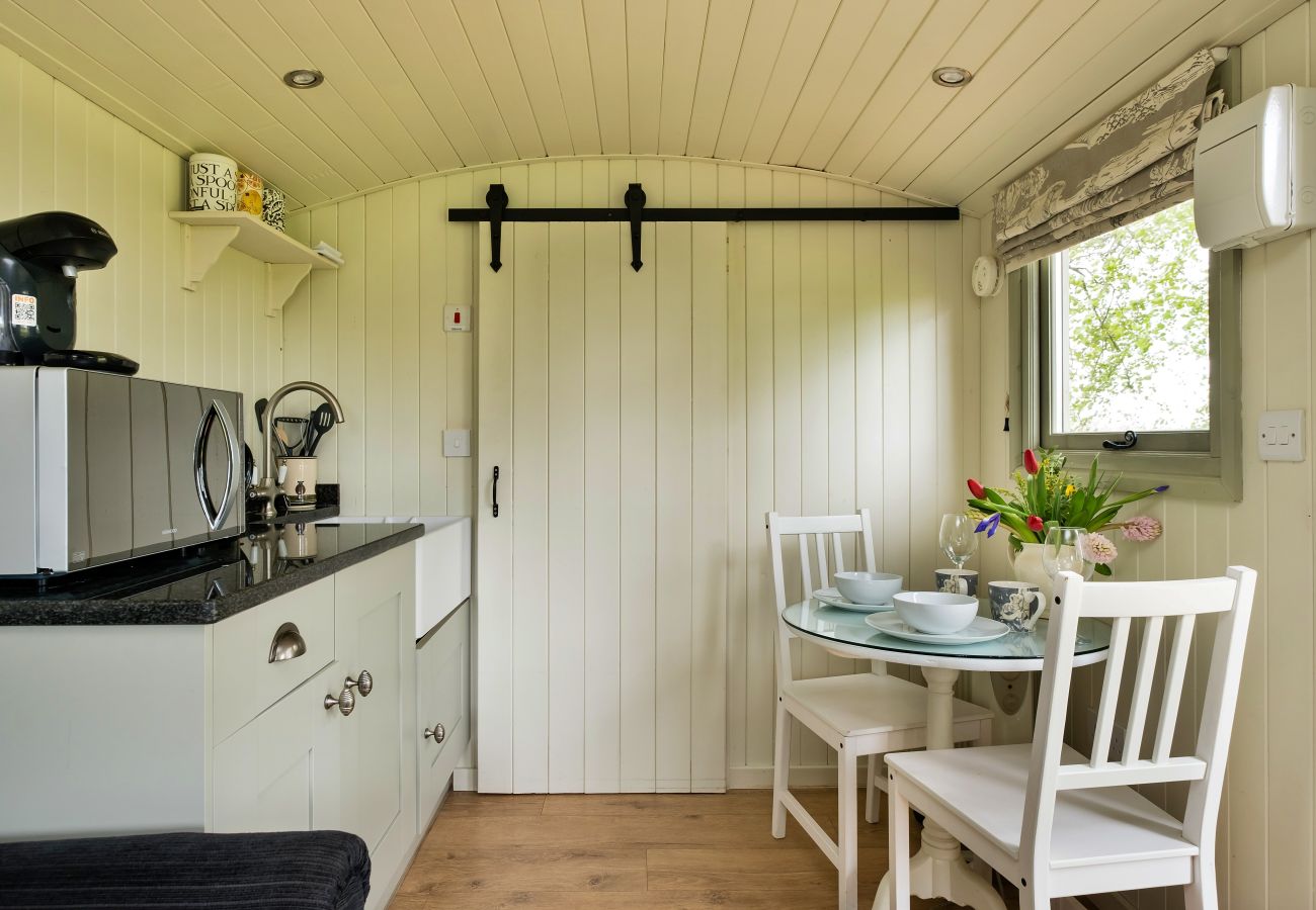 Houten huisje in Nordley - Hay and Hedgerow Glamping