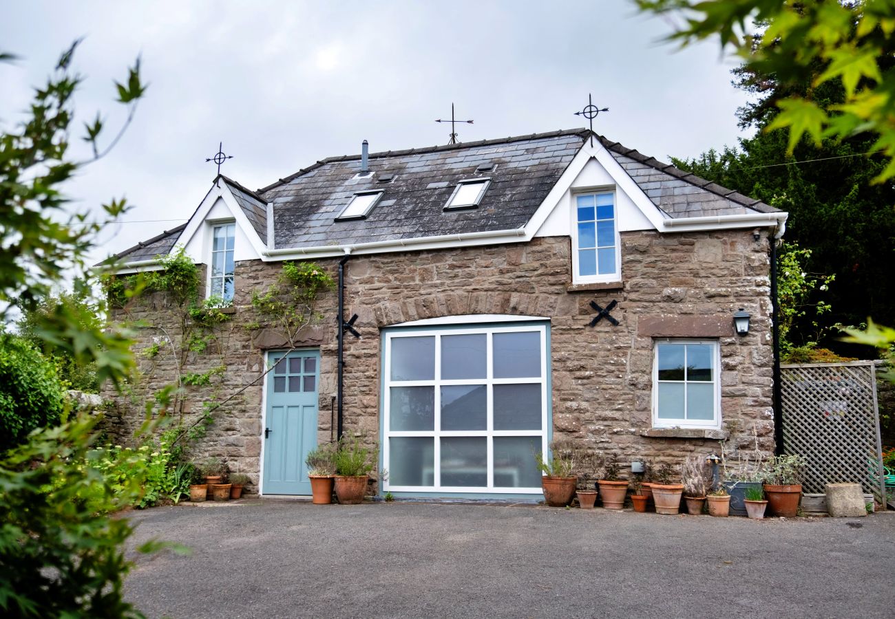 Cottage in Penyclawdd - Coach House Wellbeing Retreat