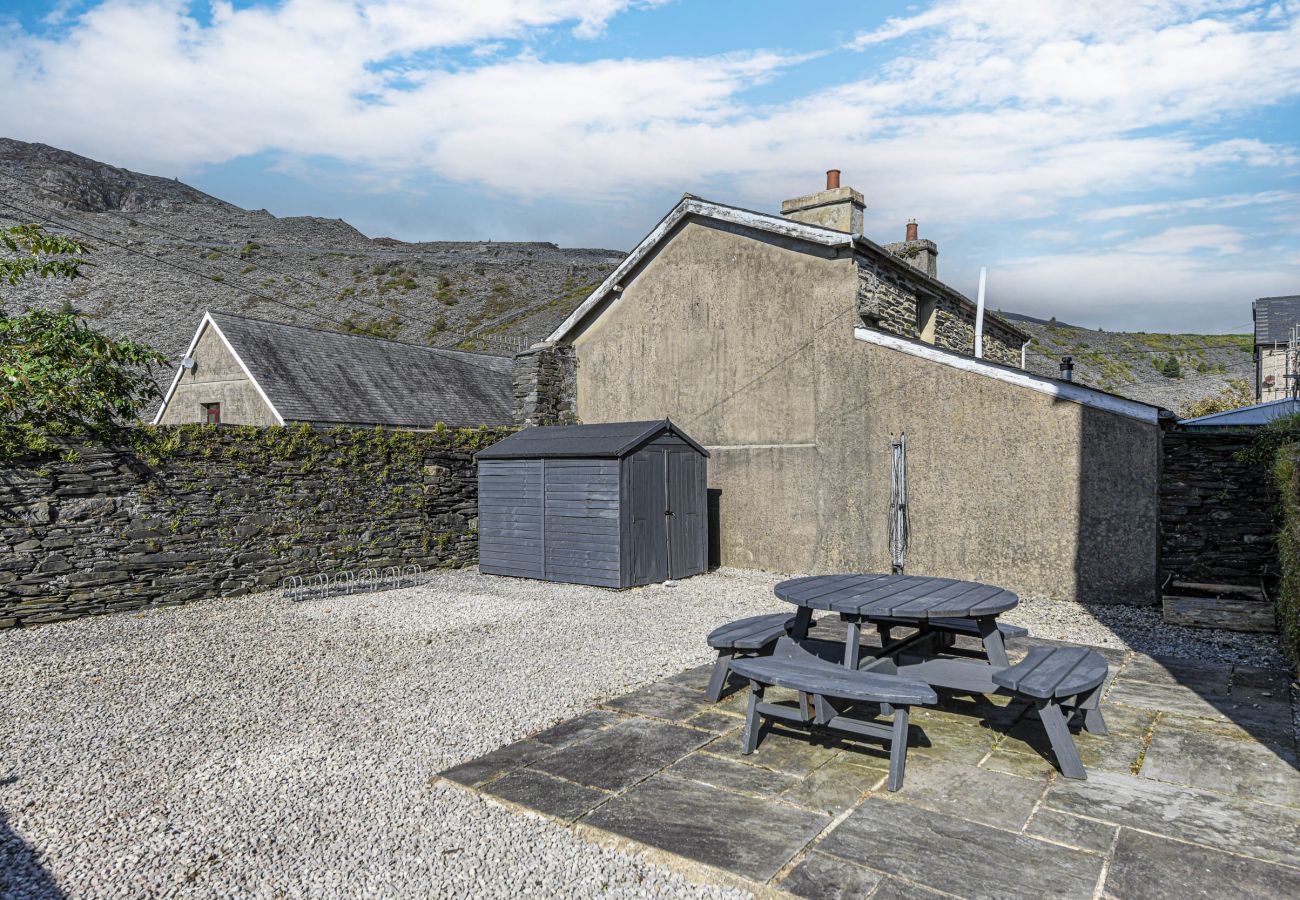 Cottage in Blaenau Ffestiniog - The Moelwyn