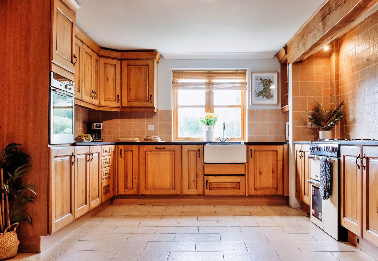 Cottage in Rhydyfelin - The Welsh Farmhouse