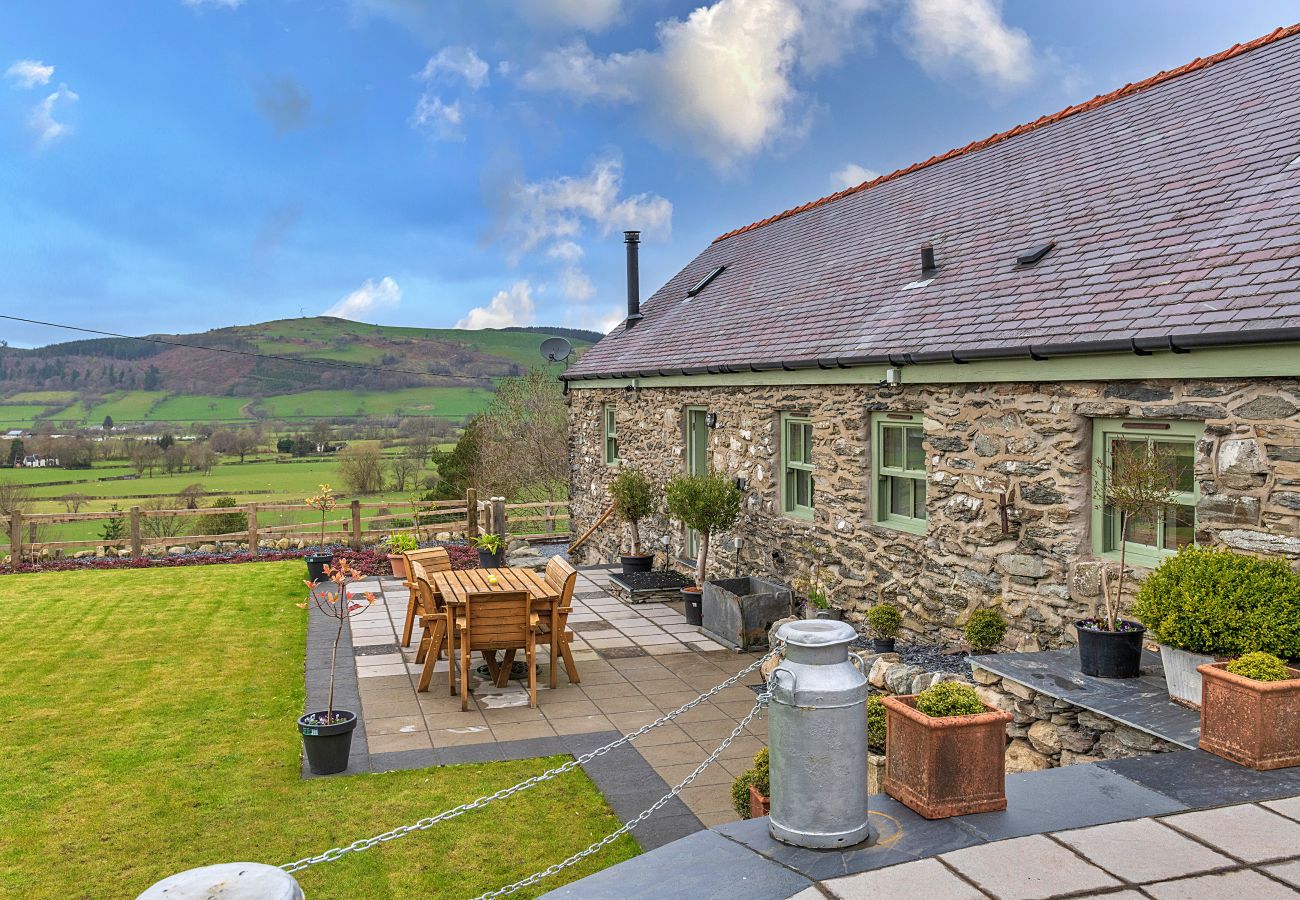 Cottage in Llandrillo - Moelis Barn